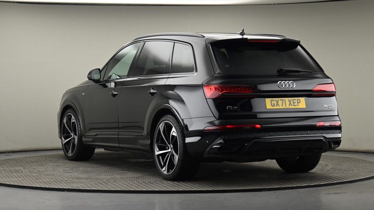 Audi Q7 Image 24