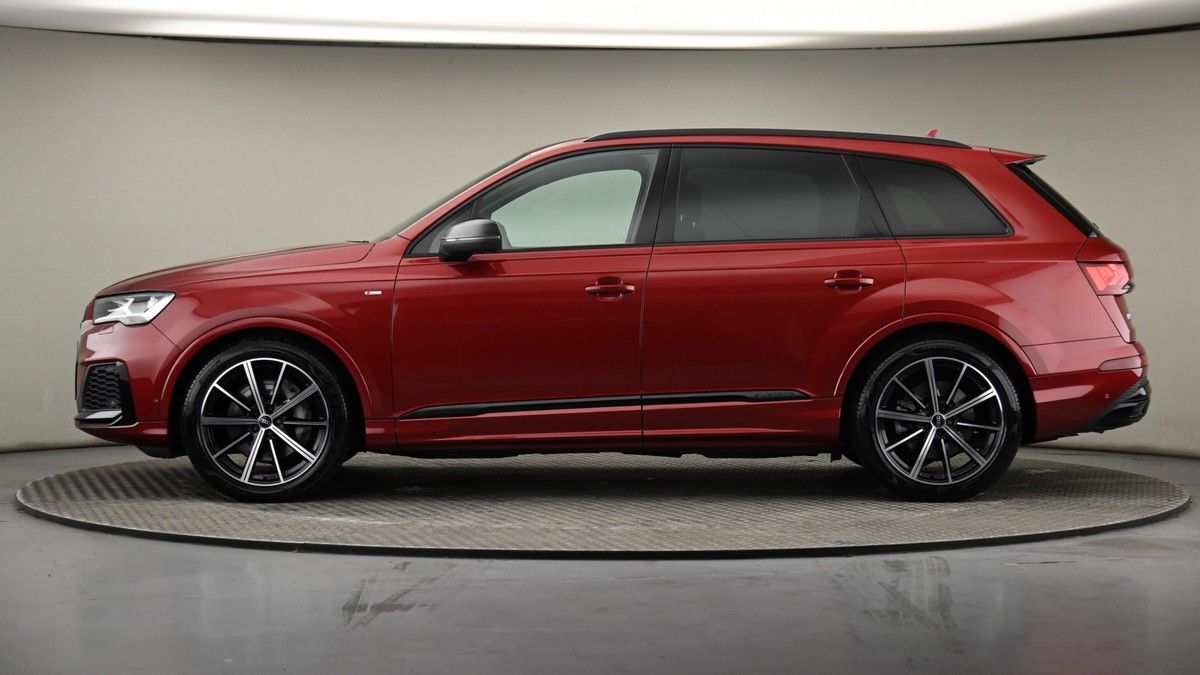 Audi Q7 Image 23