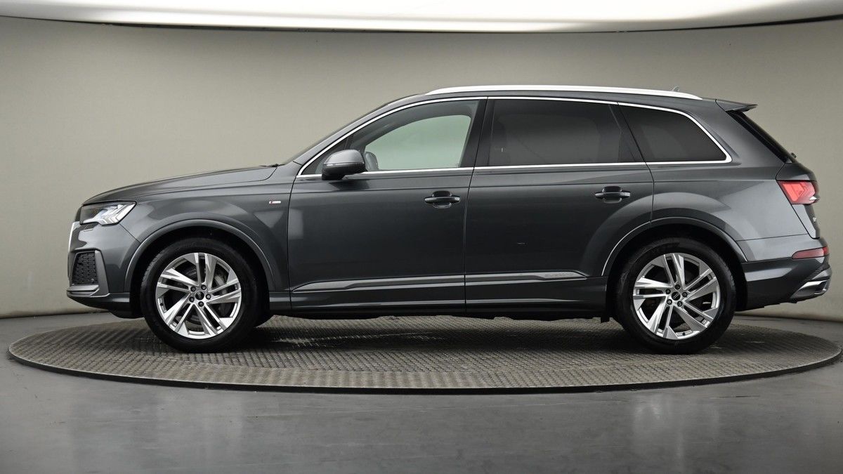 Audi Q7 Image 23