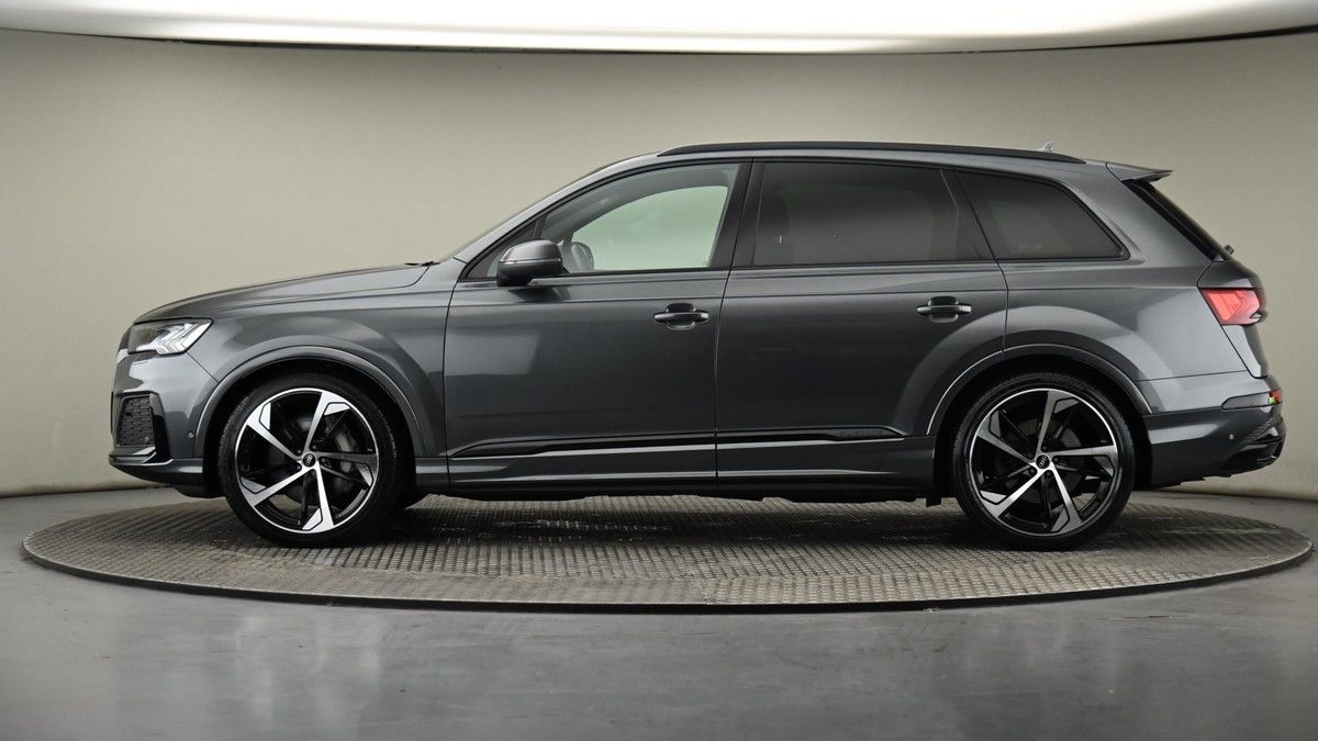 Audi Q7 Image 23