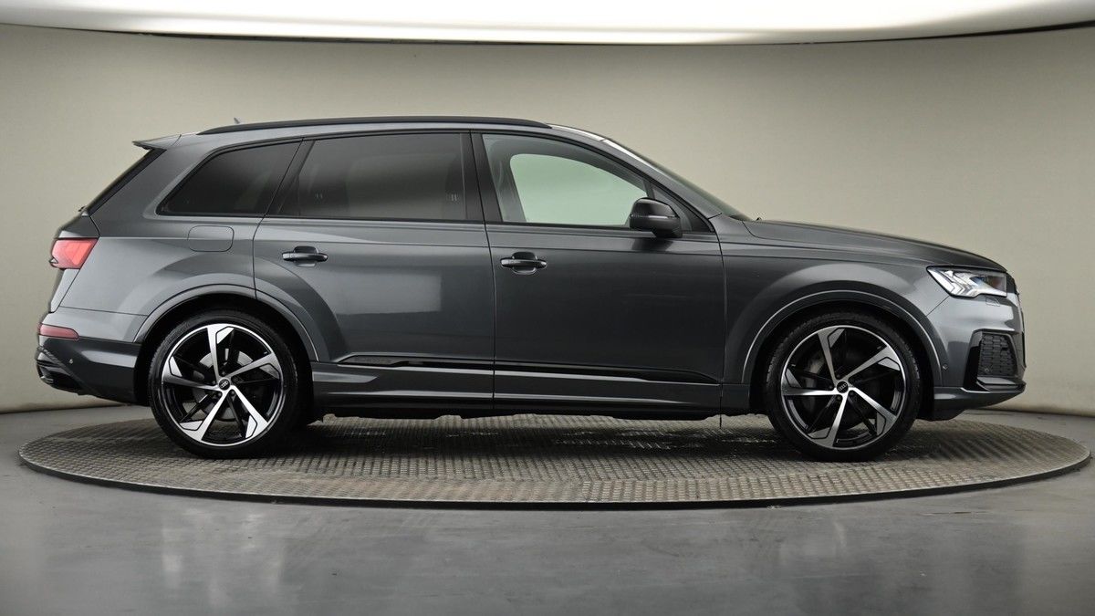 Audi Q7 Image 27