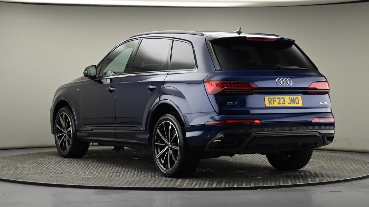 Audi Q7 Image 23