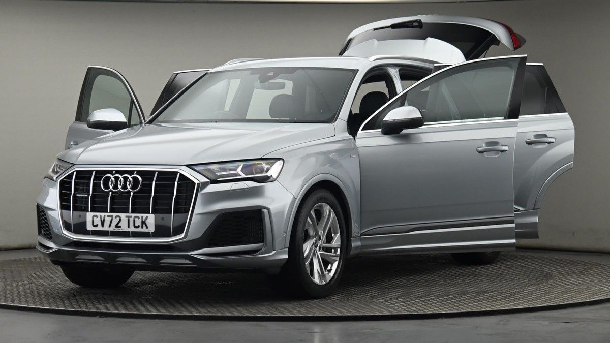 Audi Q7 Image 28