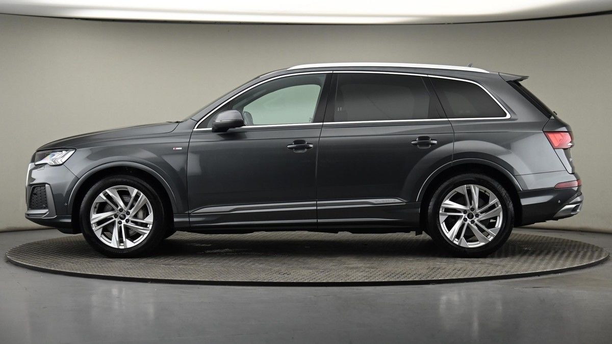 Audi Q7 Image 23