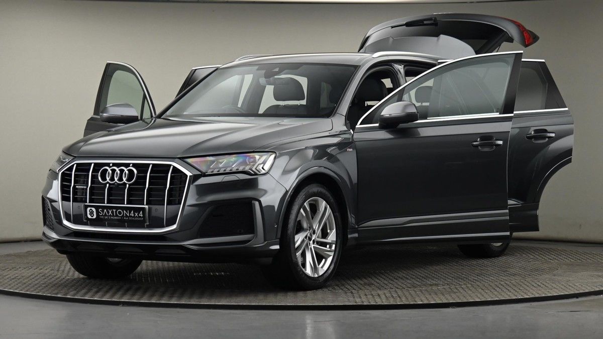 Audi Q7 Image 28