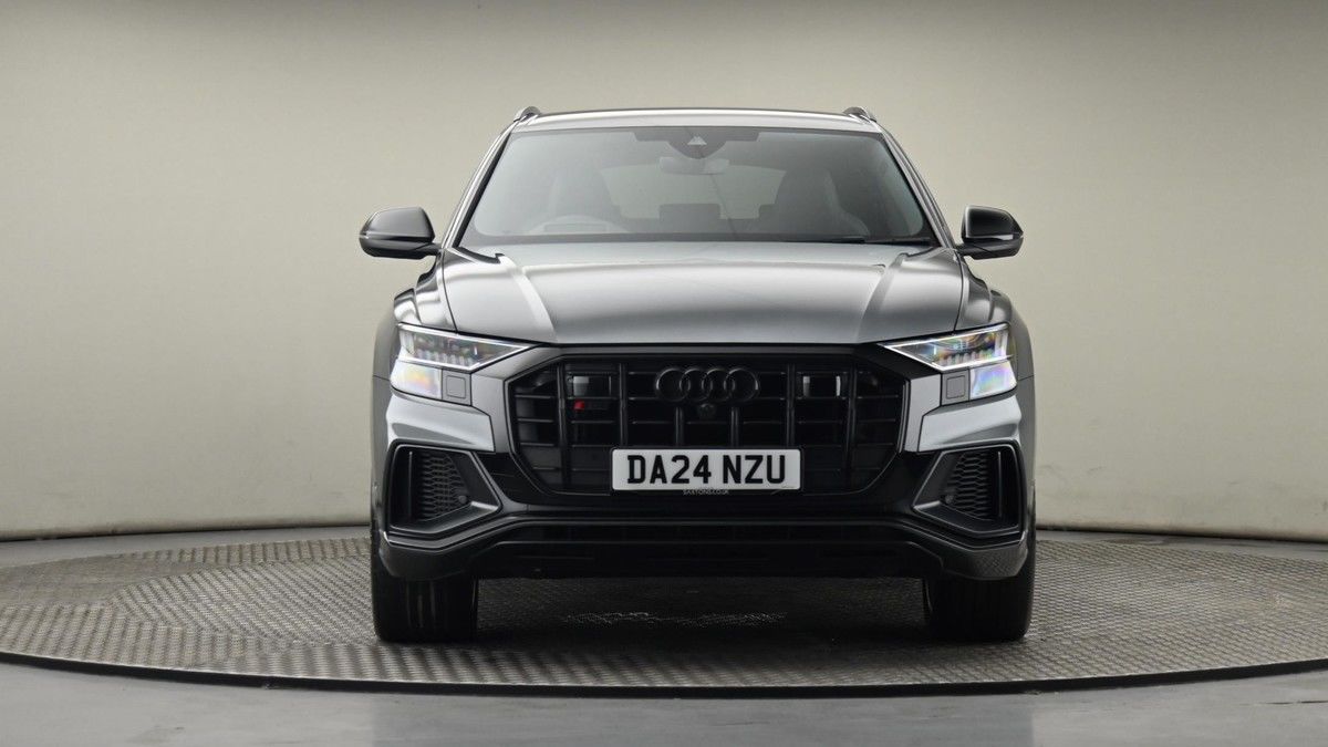 Audi SQ8 Image 20