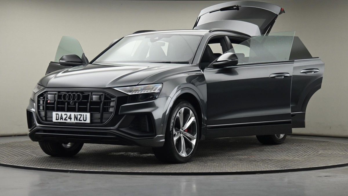 Audi SQ8 Image 27