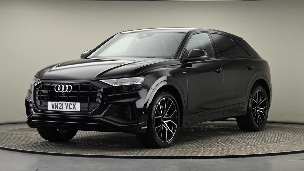 Audi Q8 Image 22
