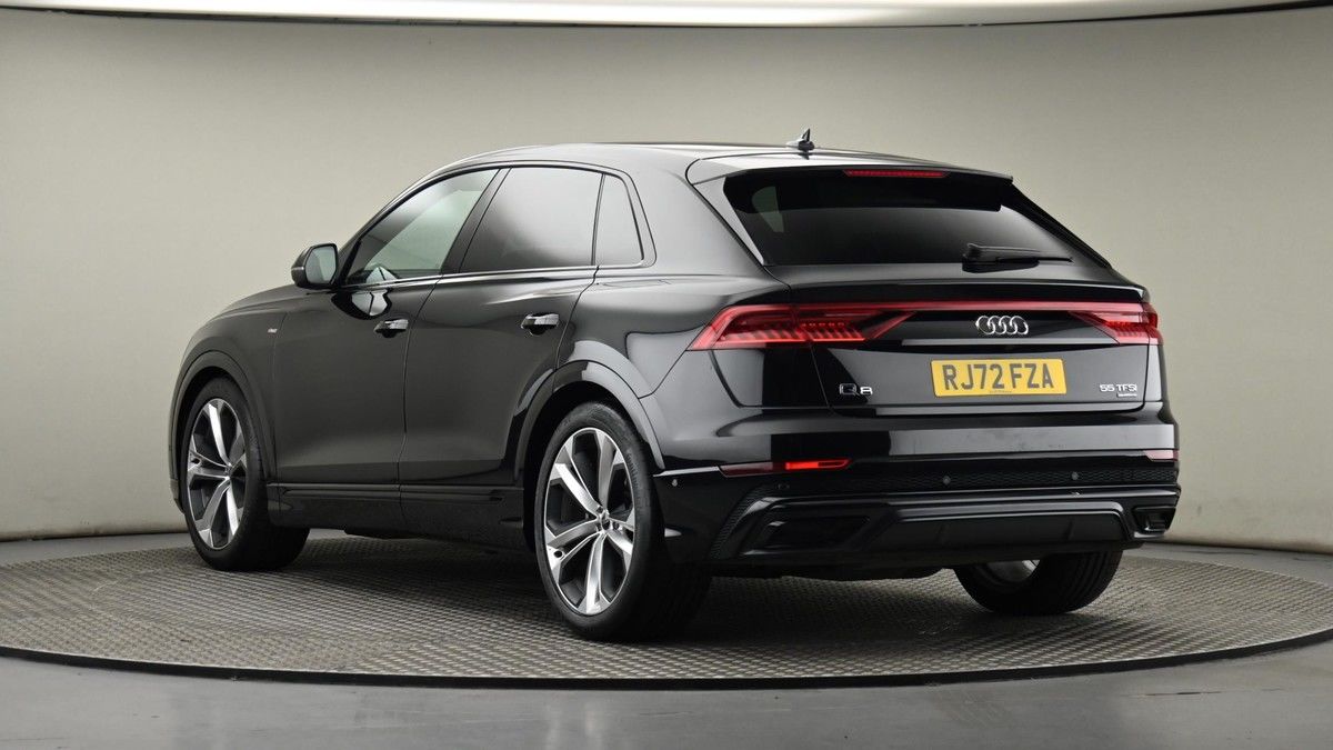 Audi Q8 Image 23