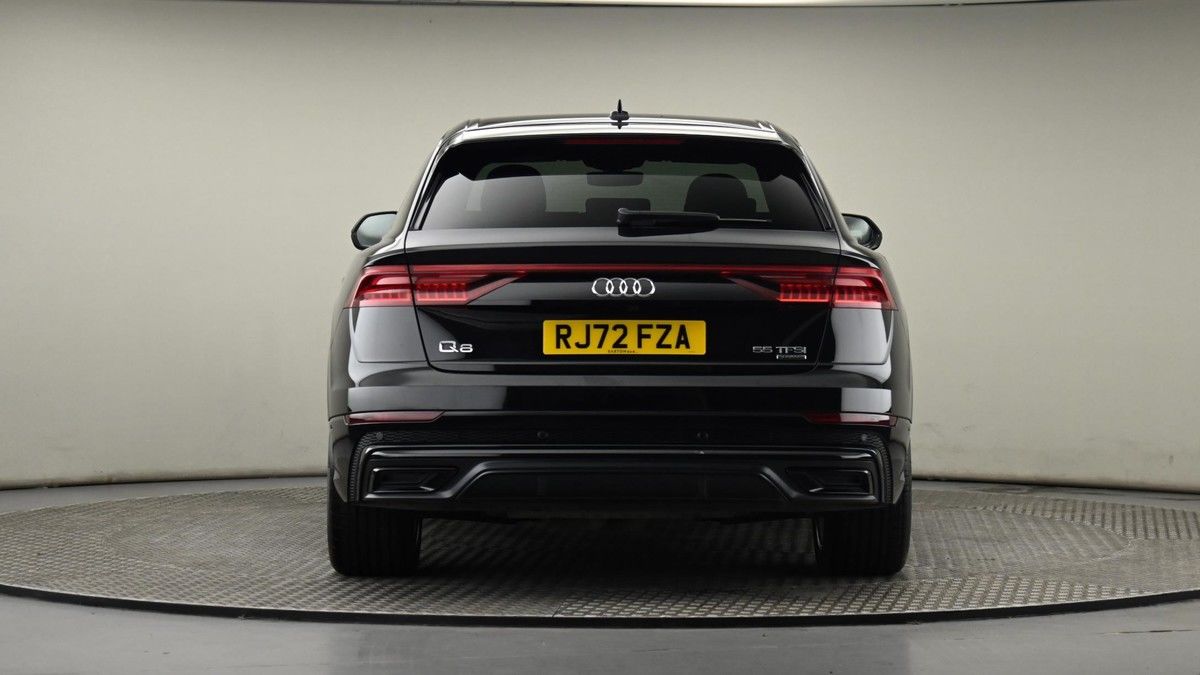 Audi Q8 Image 24