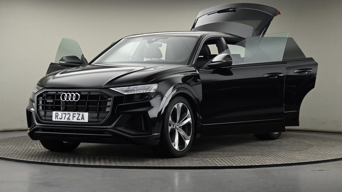 Audi Q8 Image 27