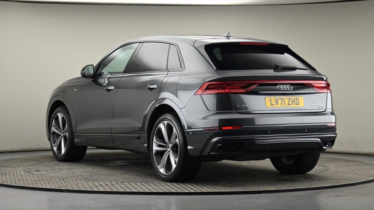 Audi Q8 Image 23