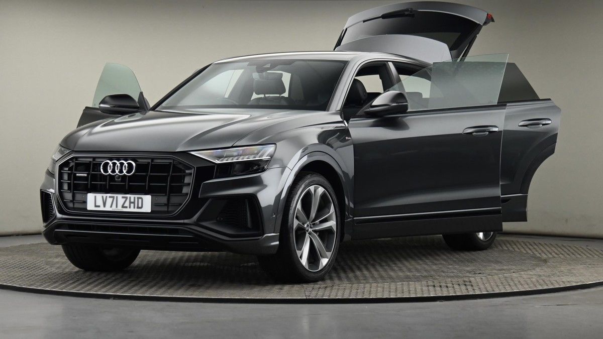 Audi Q8 Image 27