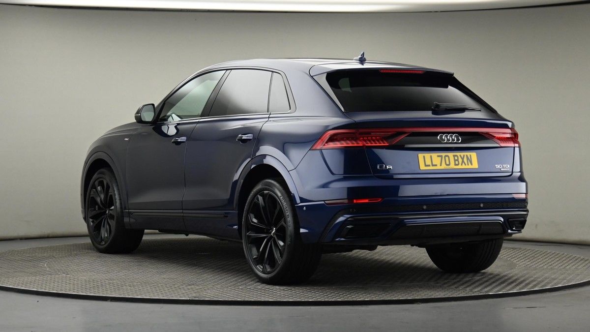 Audi Q8 Image 24