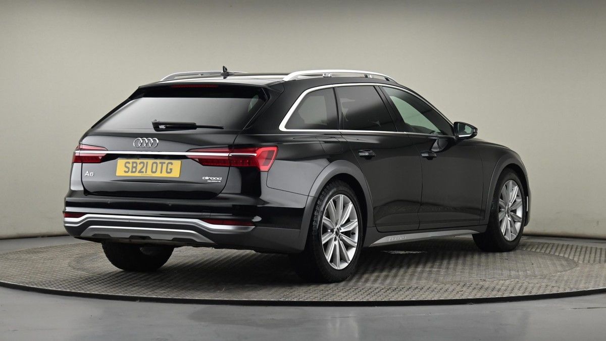 Audi A6 Allroad Image 25