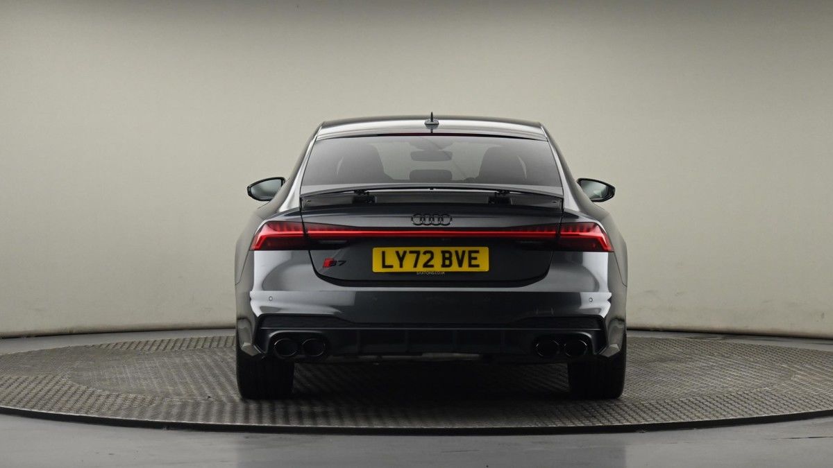 Audi S7 Image 24
