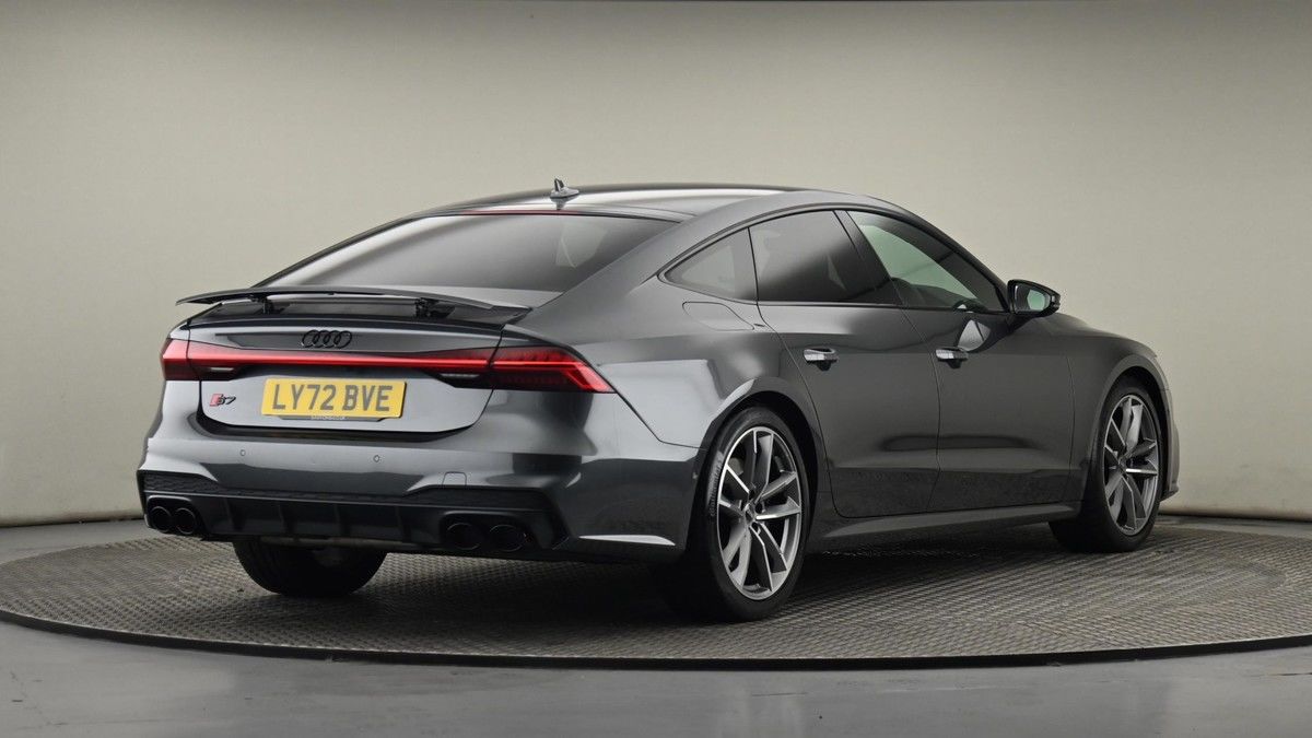 Audi S7 Image 25