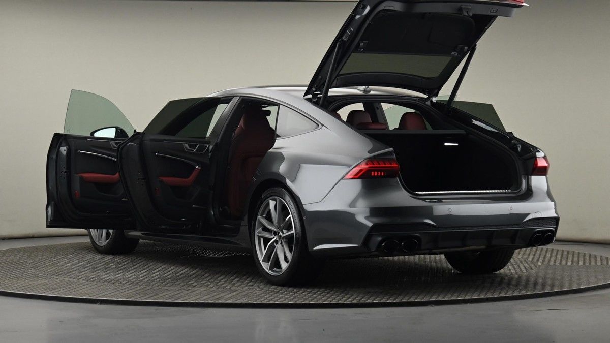 Audi S7 Image 28