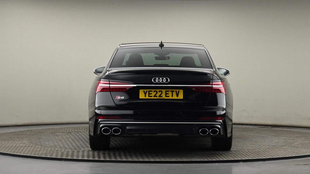 Audi S6 Saloon Image 24