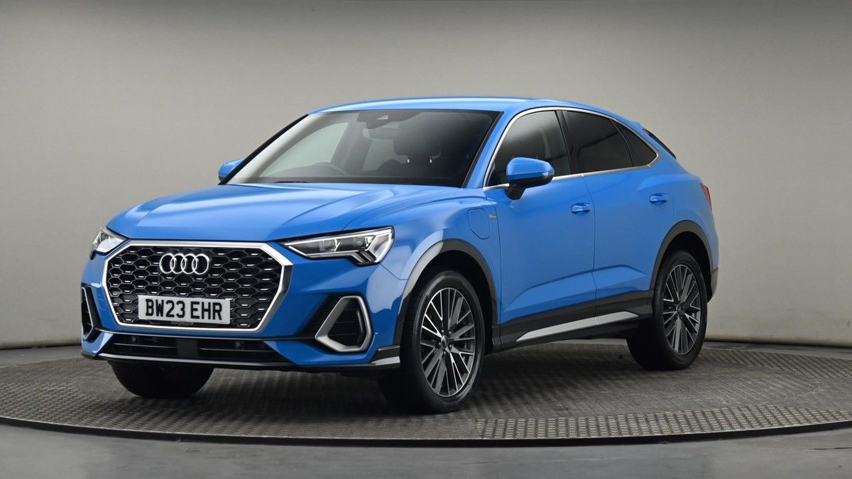 Audi Q3 Image 22