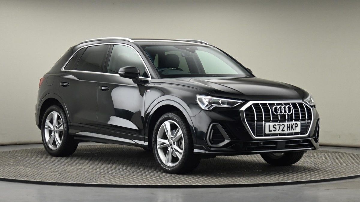 Audi Q3 Image 20