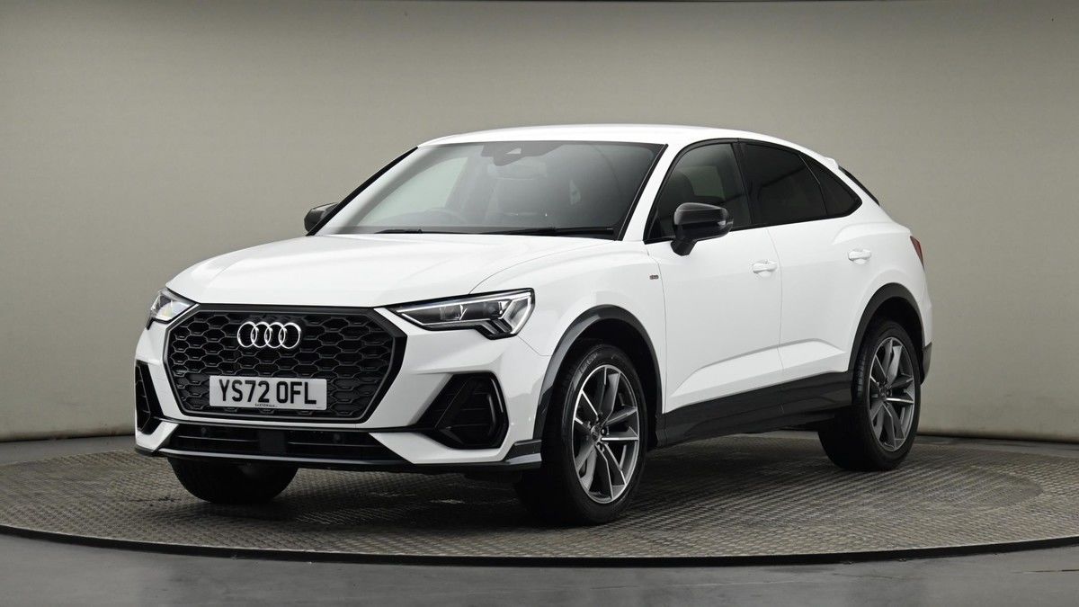 Audi Q3 Image 21