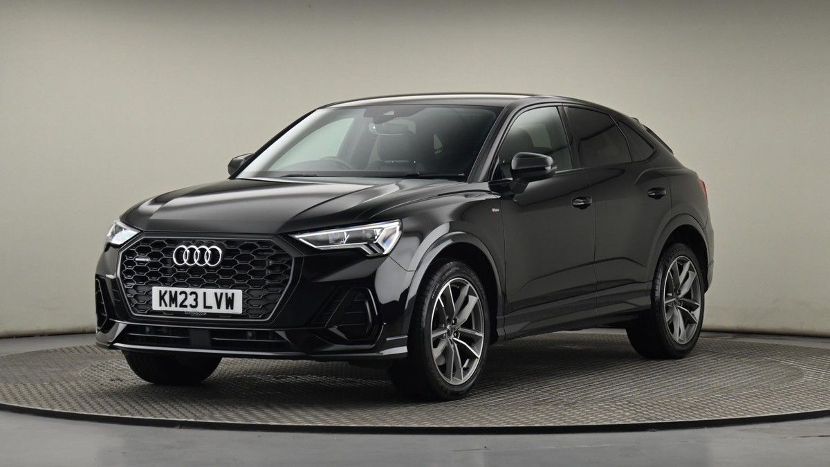 Audi Q3 Image 21