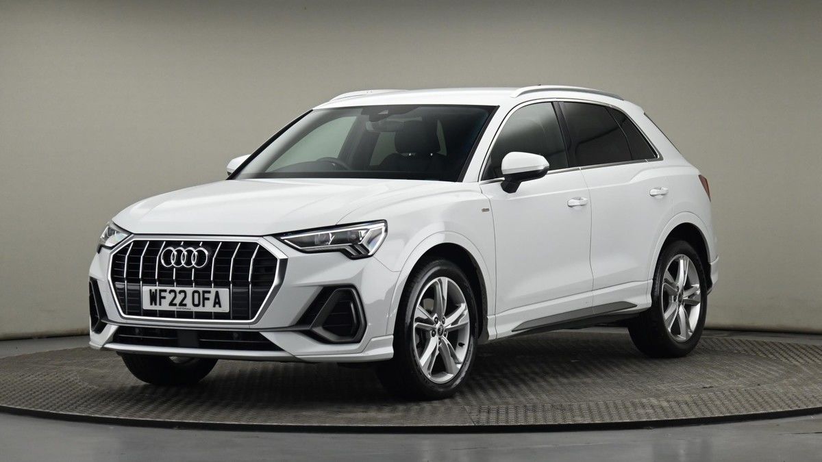 Audi Q3 Image 22