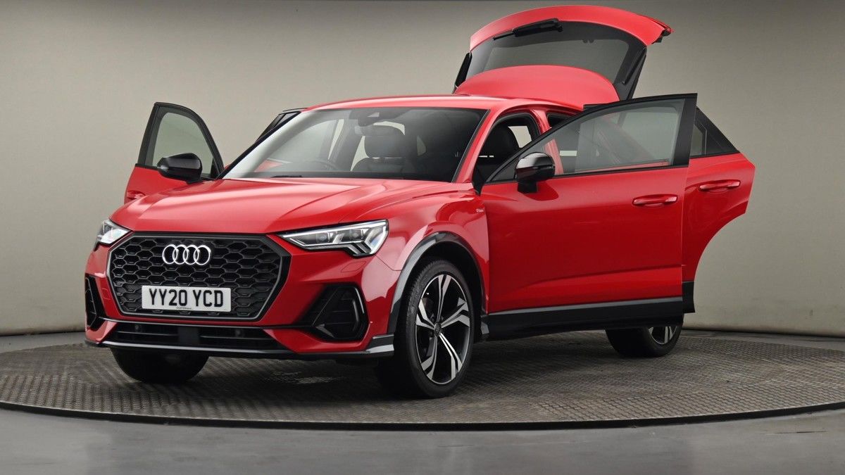Audi Q3 Image 27