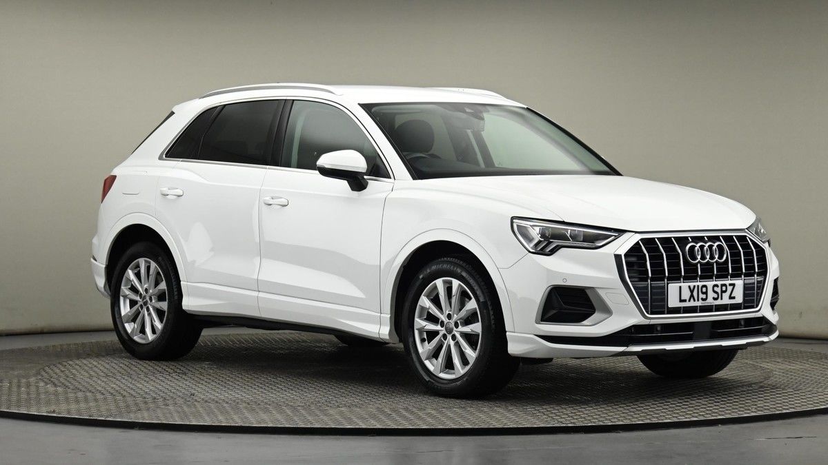 Audi Q3 Image 20