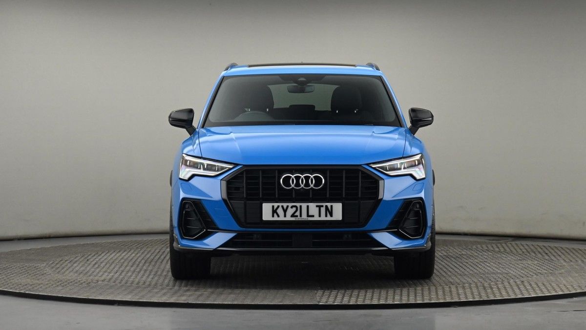 Audi Q3 Image 21