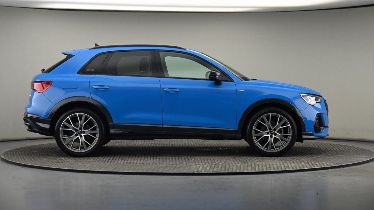 Audi Q3 Image 27