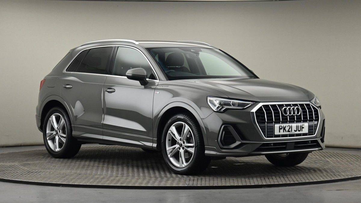 Audi Q3 Image 20