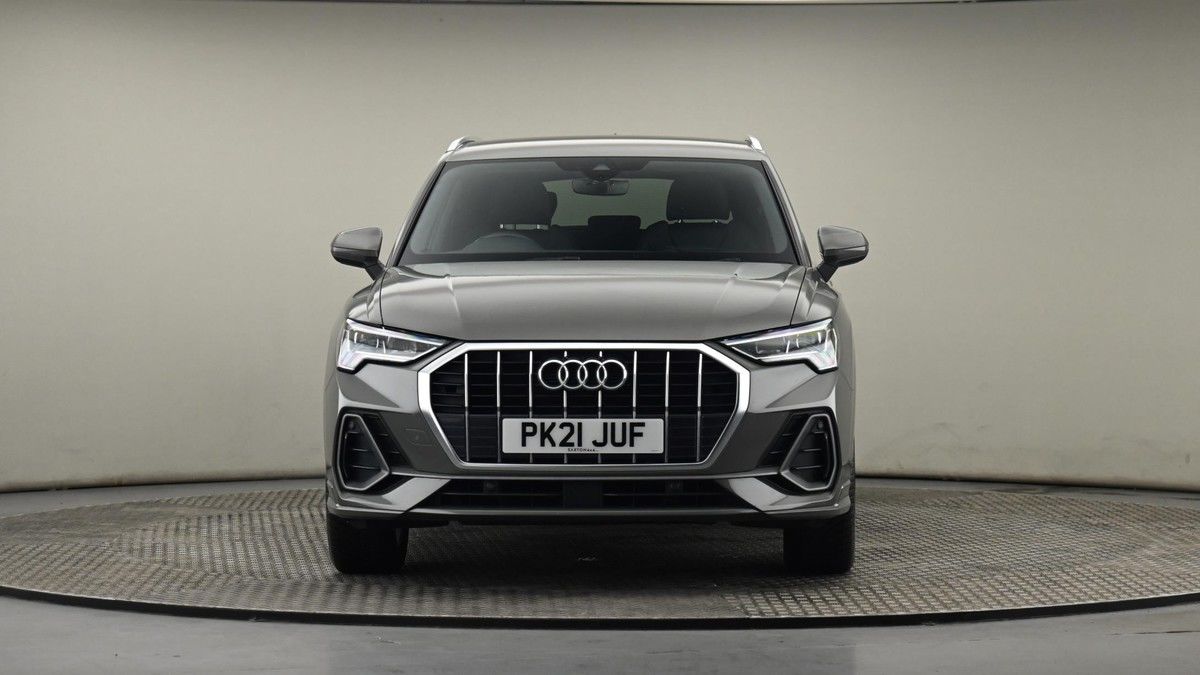 Audi Q3 Image 21