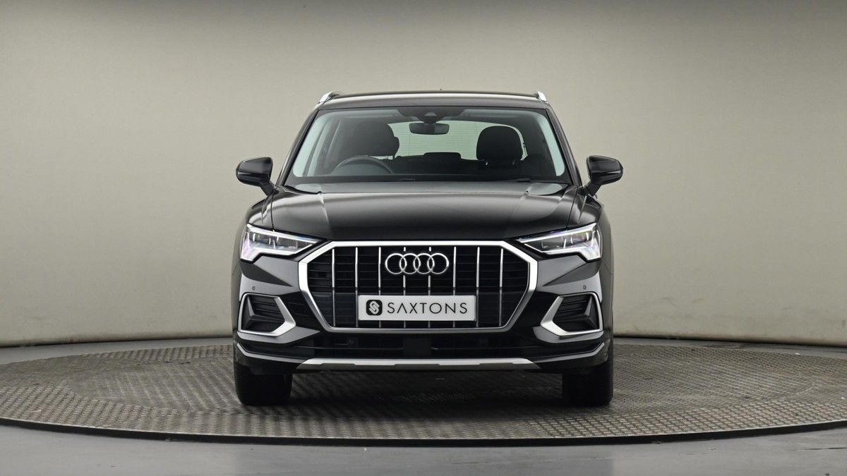 Audi Q3 Image 21