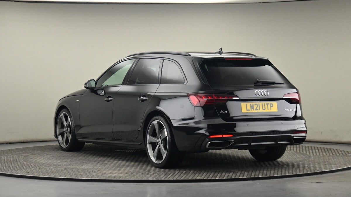Audi A4 Avant Image 23