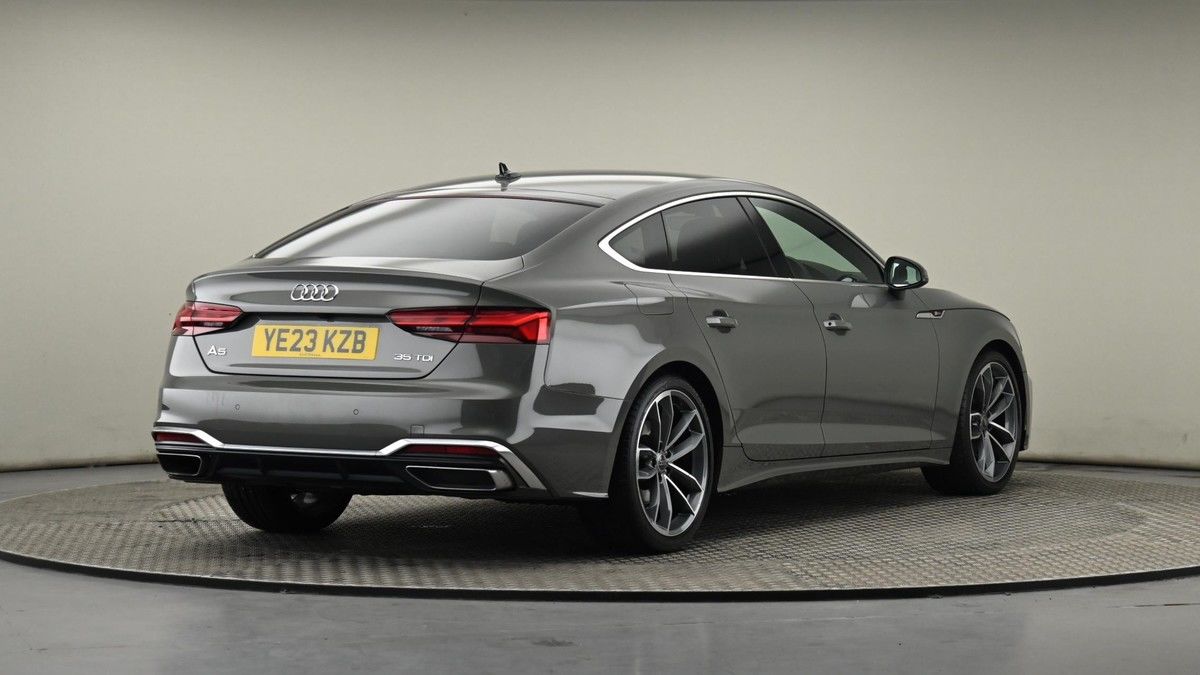 Audi A5 Image 26