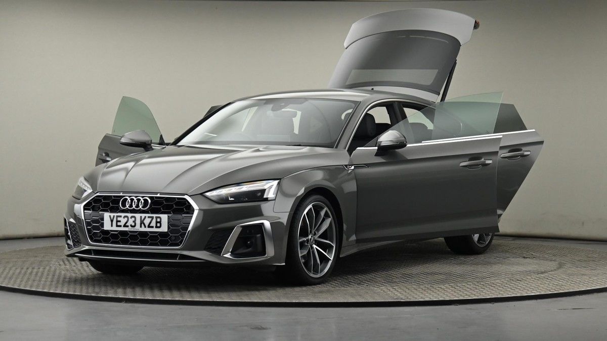 Audi A5 Image 28