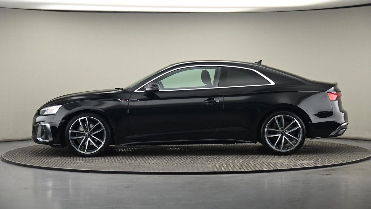 Audi A5 Image 22
