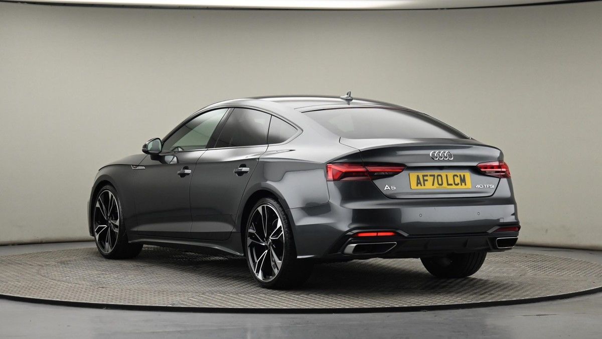 Audi A5 Image 23