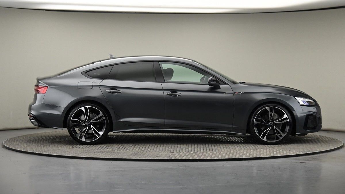 Audi A5 Image 26
