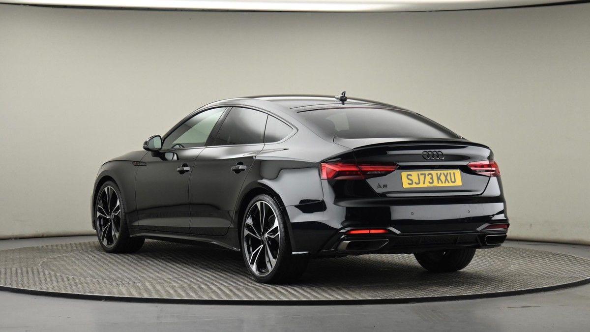 Audi A5 Image 23
