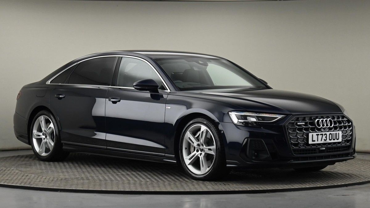 Audi A8 Image 19