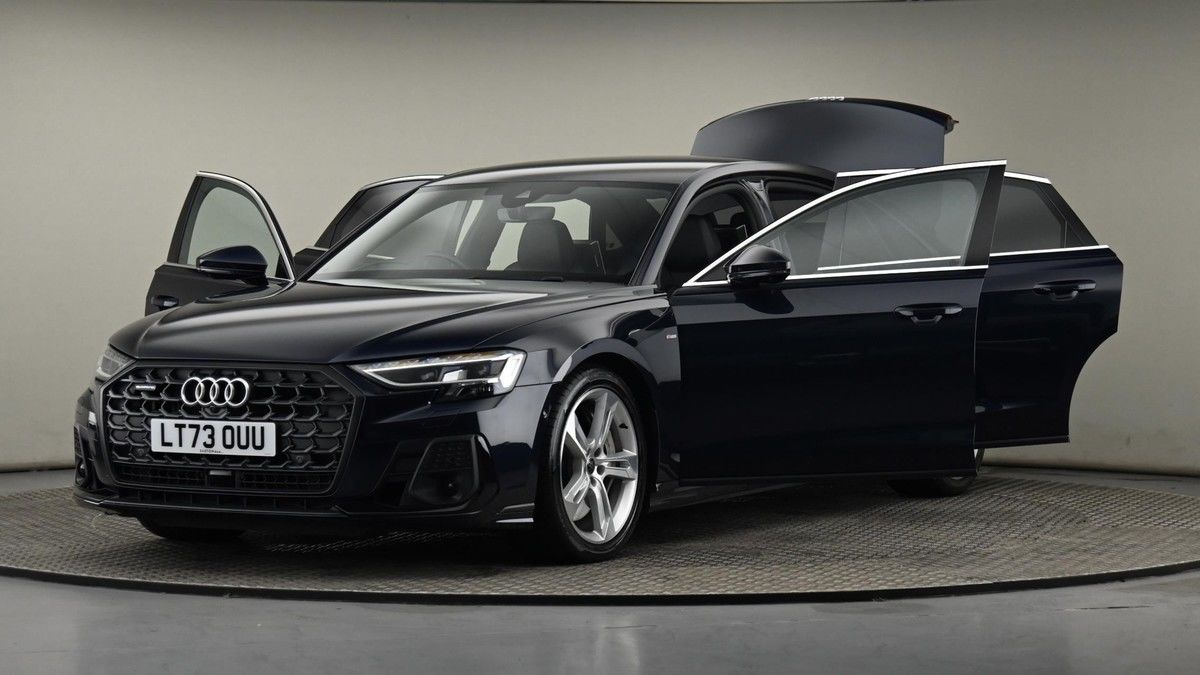 Audi A8 Image 27