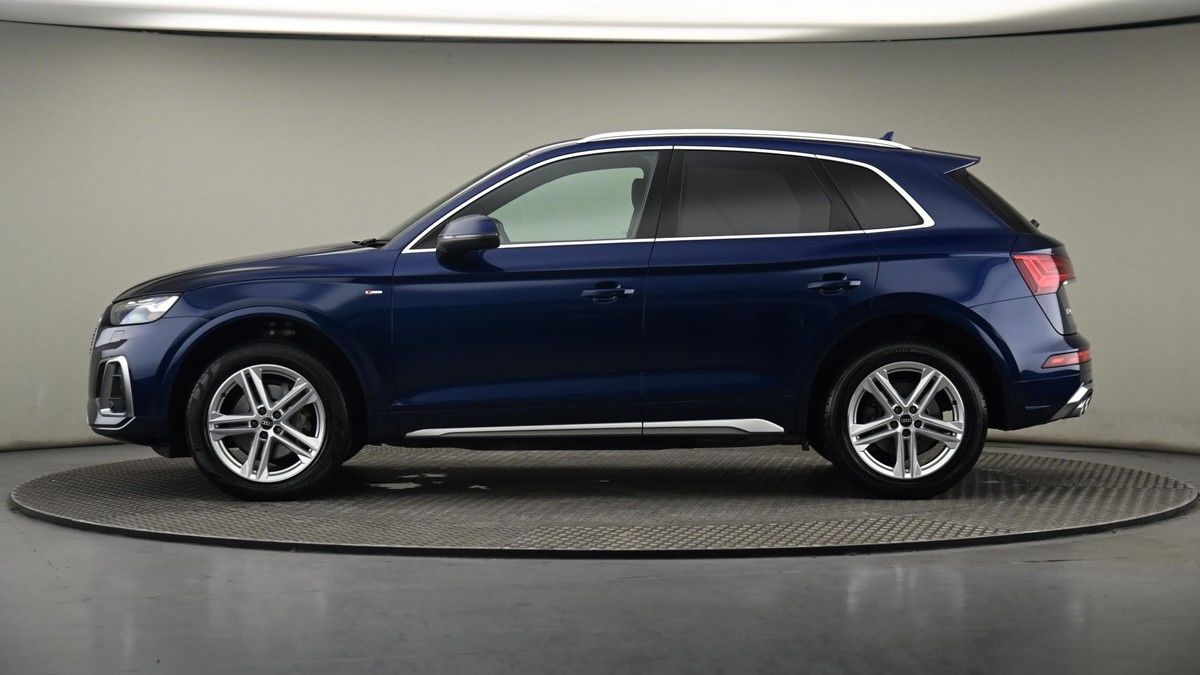 Audi Q5 Image 22