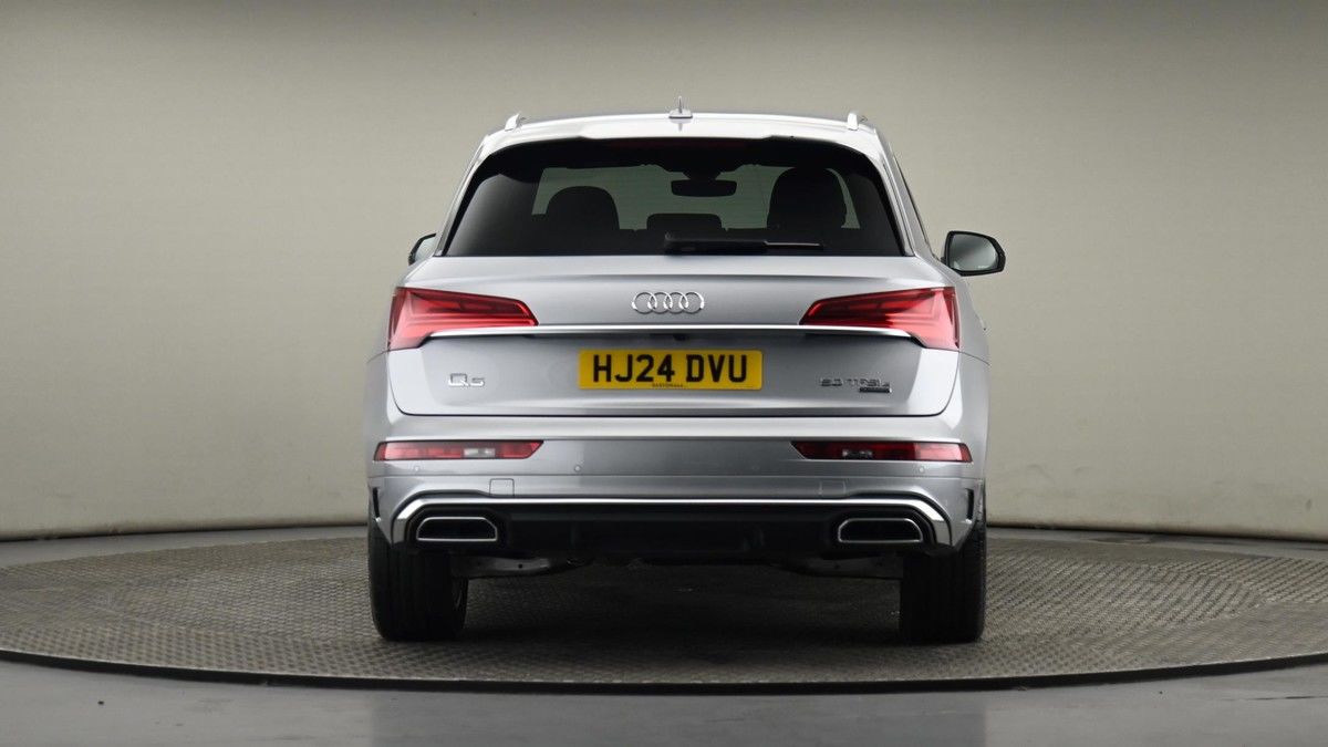 Audi Q5 Image 25