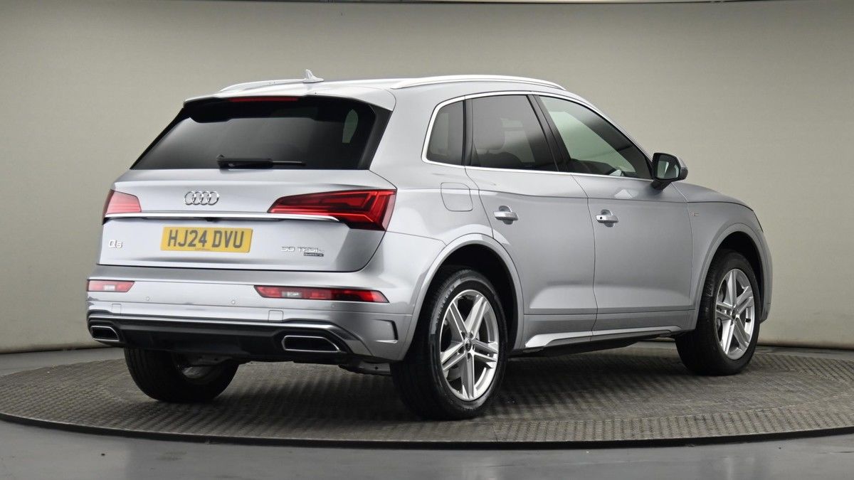 Audi Q5 Image 26