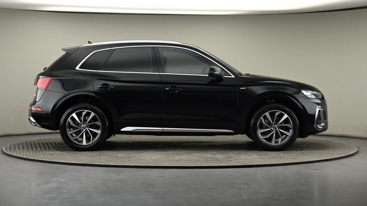 Audi Q5 Image 26