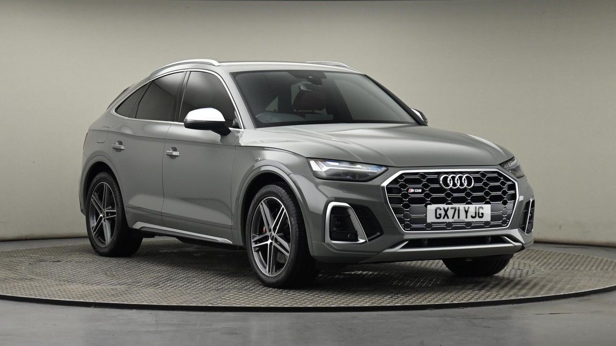 Audi SQ5 Sticky Header Image