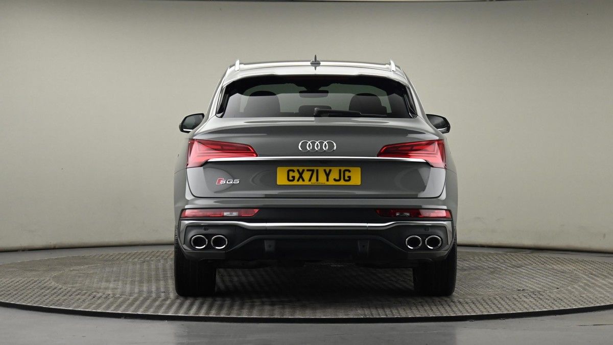 Audi SQ5 Image 24